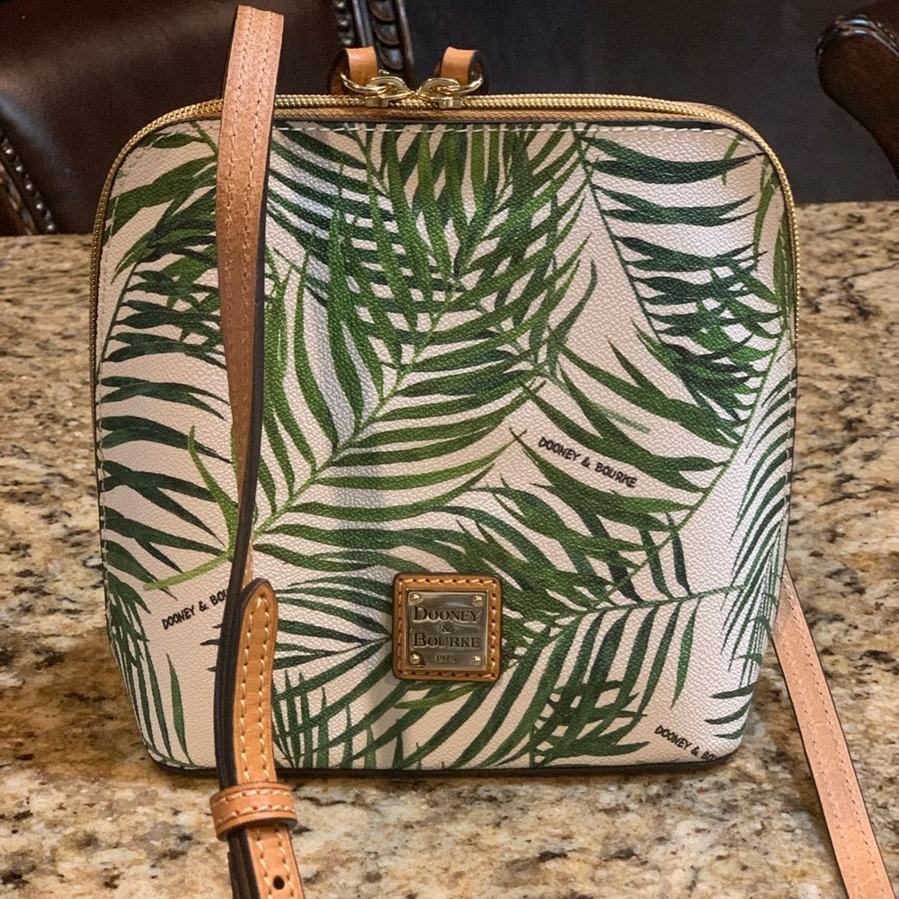 Brand new Dooney & Bourke crossbody purse